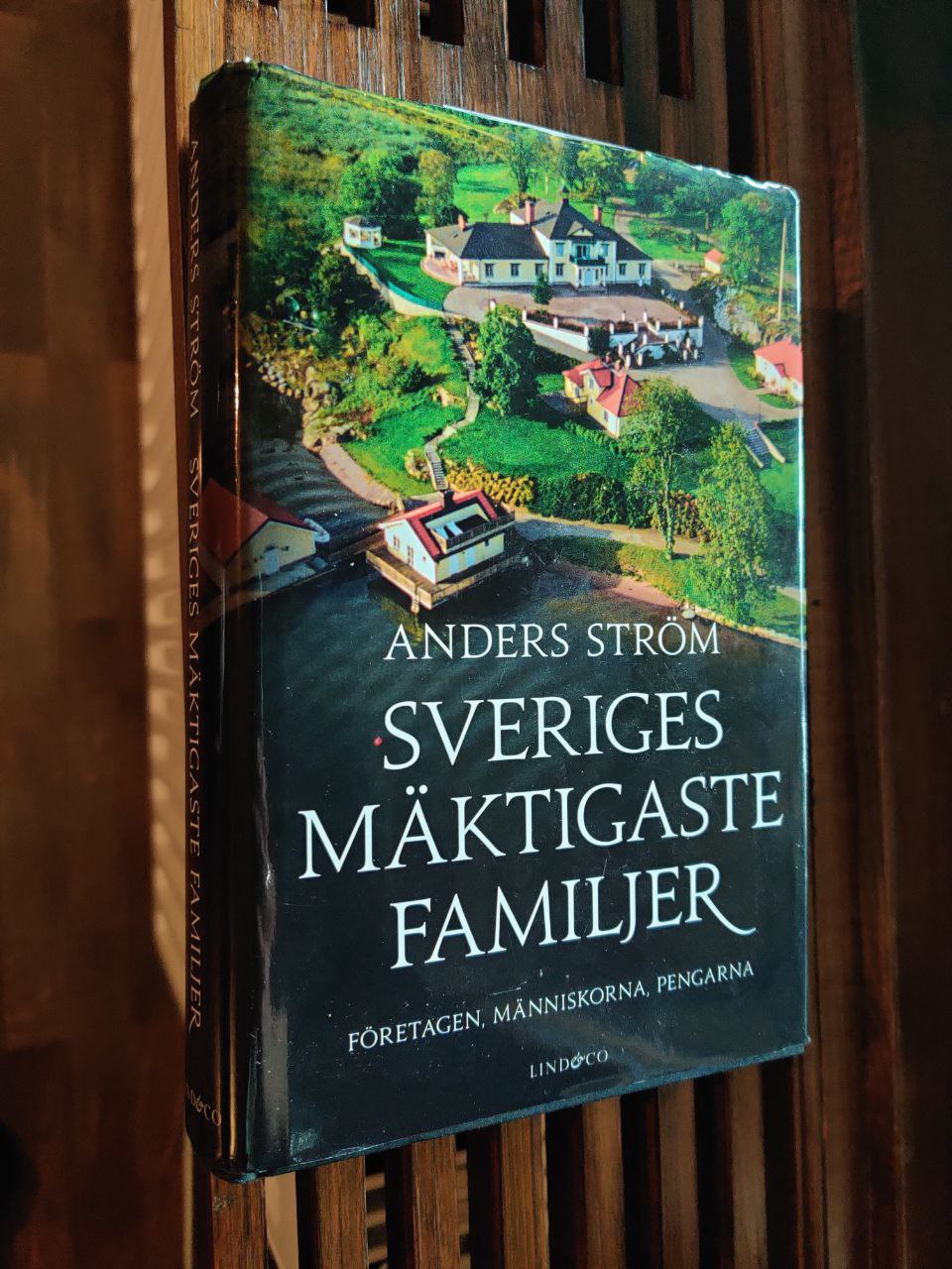 “Sveriges mäktigaste familjer” cover